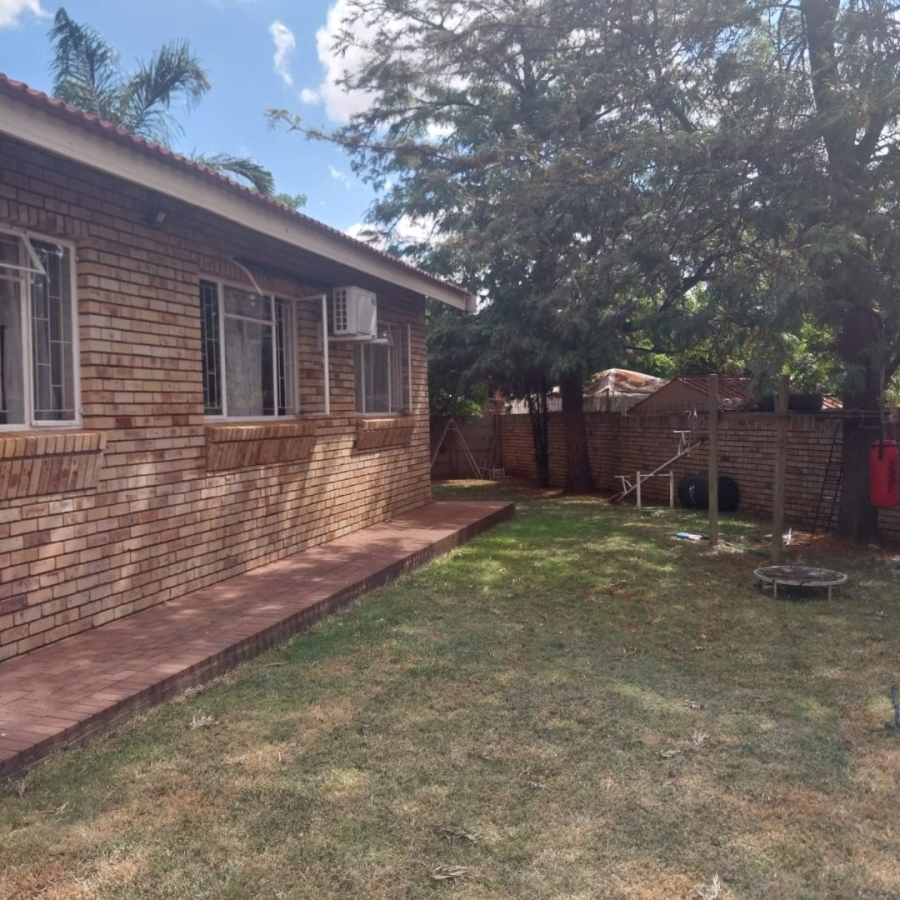 4 Bedroom Property for Sale in El Toro Park Northern Cape